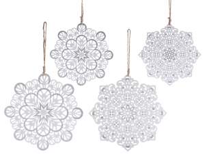 Decorations to hang in cloth / fabric