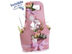 Wholesaler brings pink flowers basket