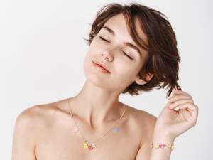 Idée cadeau de collier bouquet en gros