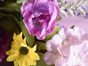 artificial flower garland wholesaler