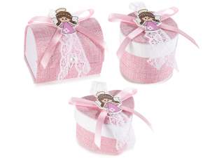 Wholesaler favors boxes of cloth for girls