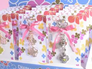 Wholesale flower keychains