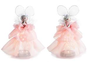 Peluches, muñecas y hadas.