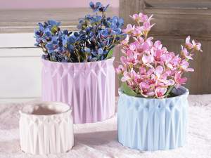 wholesaler colored knurled vases