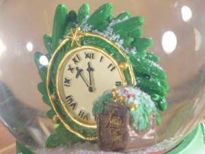 Wholesale snowball music box