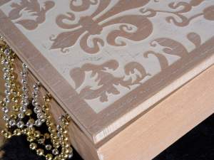 wholesaler of wooden boxes for home furnishings