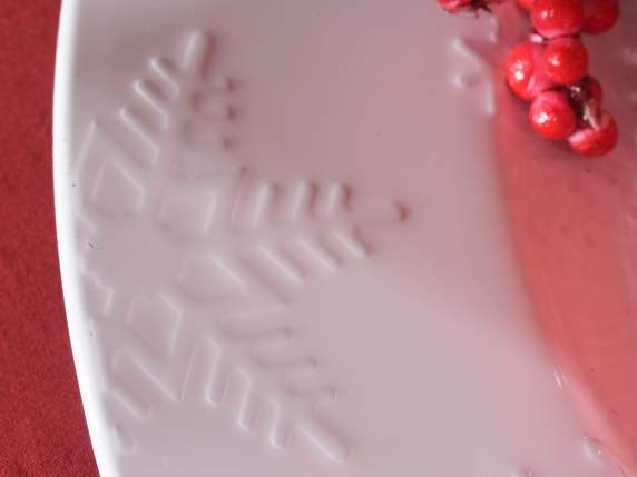Serviciu de loc decorativ alb din plastic cu fulgi de nea