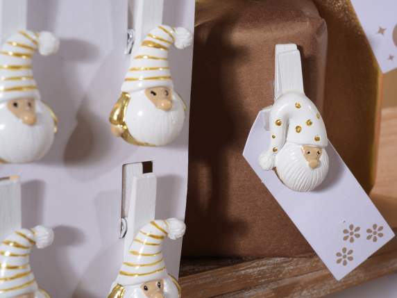 Blister pack with 6 wooden Santa clothespins with golden det