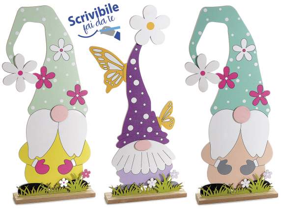 Gnom decorativ din lemn colorat pentru a sta