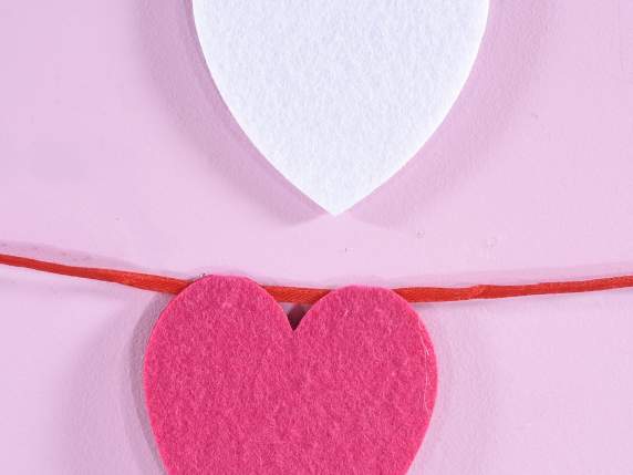 Feston de inimioare în pânză de agățat