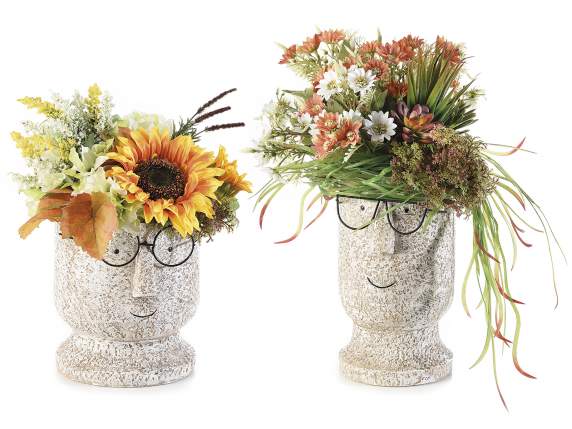 Jarrón de resina en forma de cara con gafas