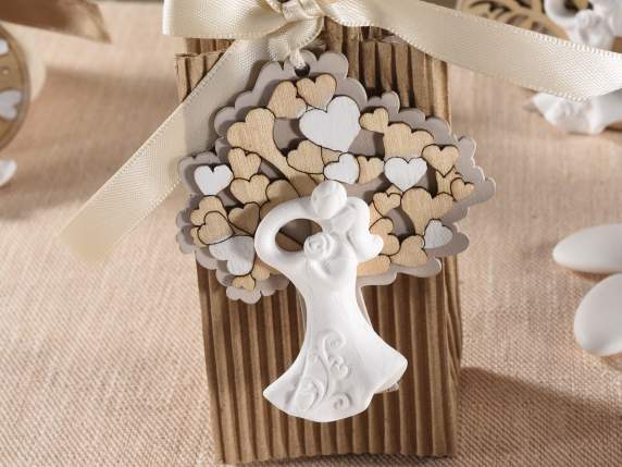 Árbol de la vida en madera con novios en yeso para colgar