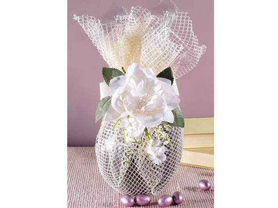 Roll of decorative colored net