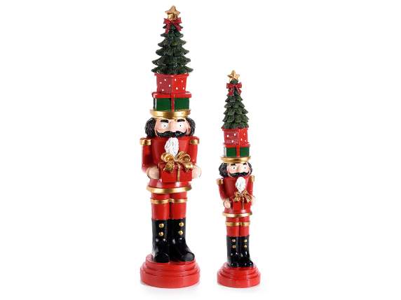 Set of 2 Resin Nutcrackers to stand