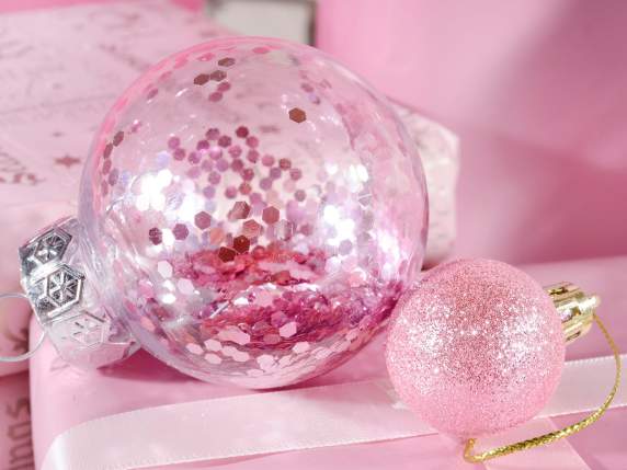 Box of 50 plastic balls in assorted sizes to hang