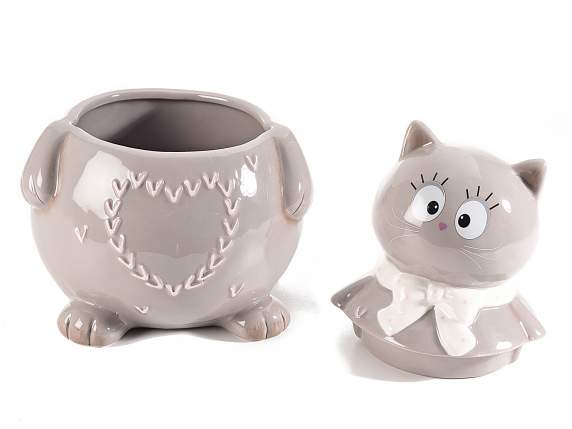 Cat ceramic container w - heart decoration