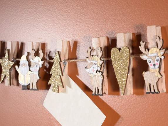 Clothespin garland with Christmas characters to hang
