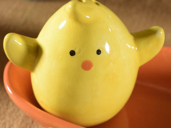 Salt and pepper set w - bunny and chick on carrot machine