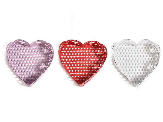 Heart shaped metal object holder
