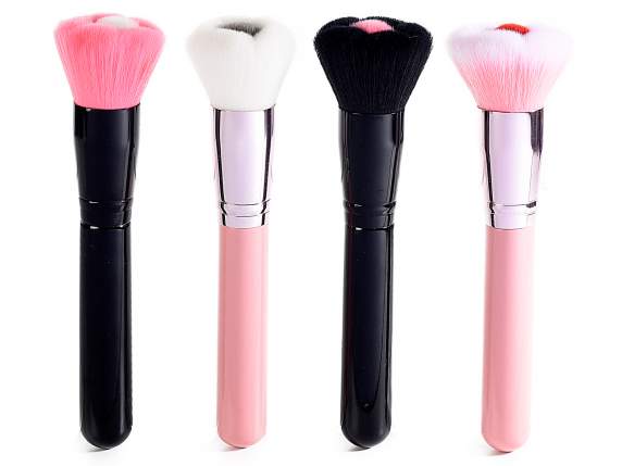 Fiori make-up brush in display of 12