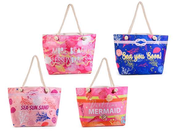 Fabric beach bag with rope handles At the bottom of the sea