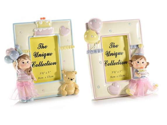 Photoframe in shiny resin w-teddybear, little girl tulle