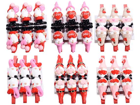 Pack of 6 gnome clothespins with resin hearts