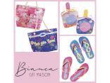 Women's beachwear: bags and flip-flops