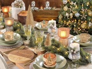 Decor elegant pentru masa de Craciun
