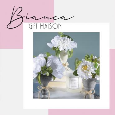 Vases and candles at wholesale prices